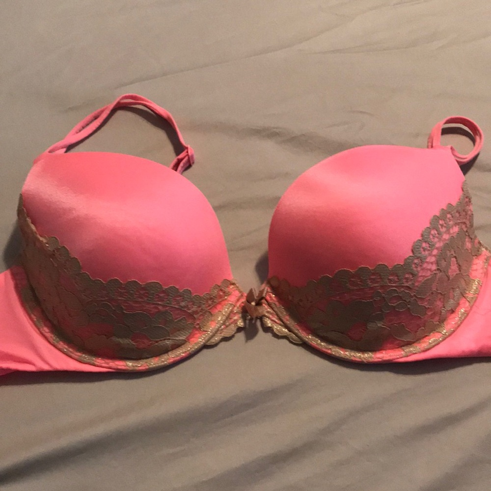 Victoria secret very sexy push up 32DD